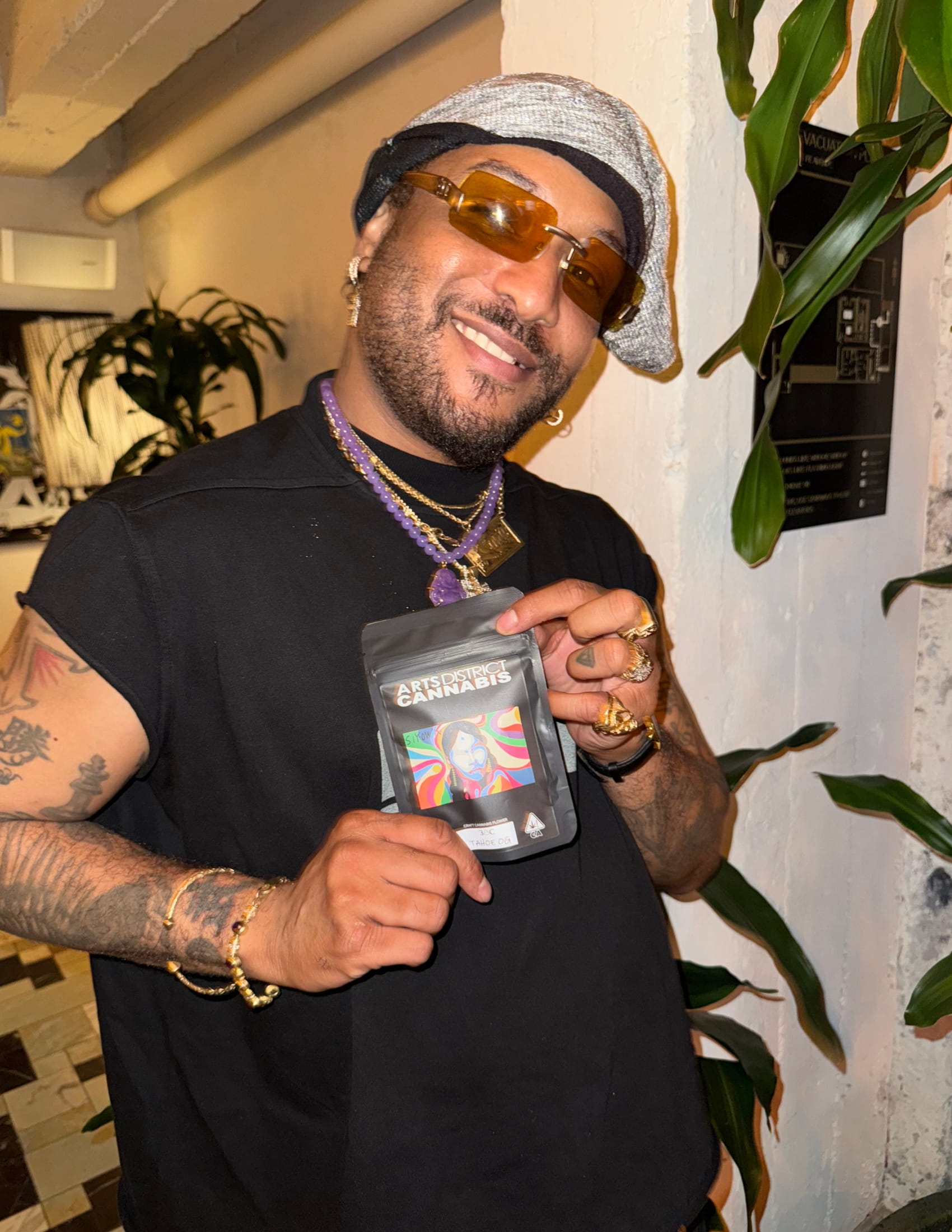 Ro James
